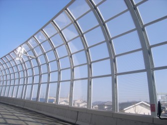 大阪北道路上馬伏地区（下り）遮音壁工事