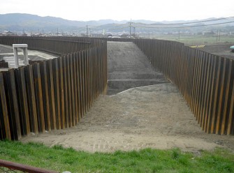 木津川下流赤田川水門仮設工設置工事