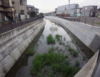 都市基盤河川改修事業　西羽束師川支川護岸改修工事